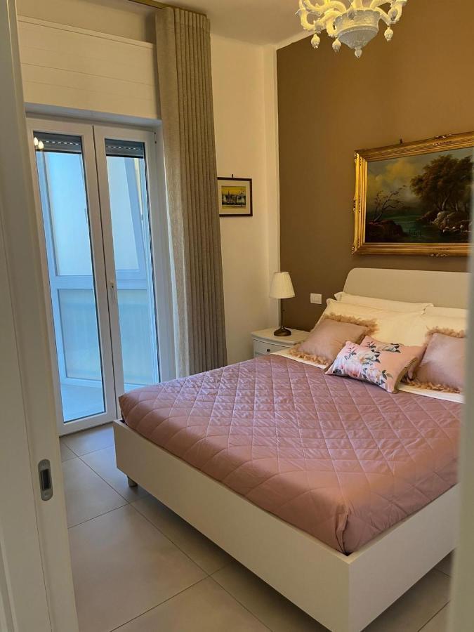 Apartments Ennio Top Class Барі Екстер'єр фото