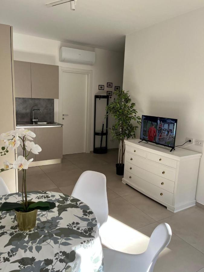 Apartments Ennio Top Class Барі Екстер'єр фото