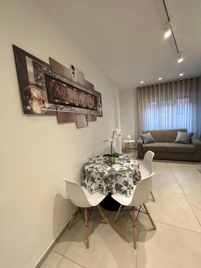 Apartments Ennio Top Class Барі Екстер'єр фото