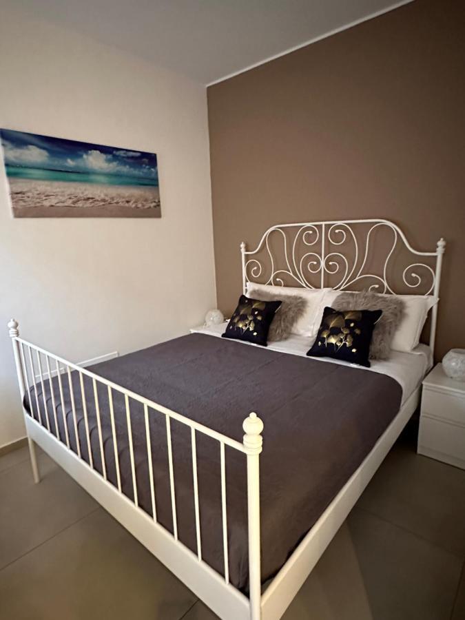 Apartments Ennio Top Class Барі Екстер'єр фото