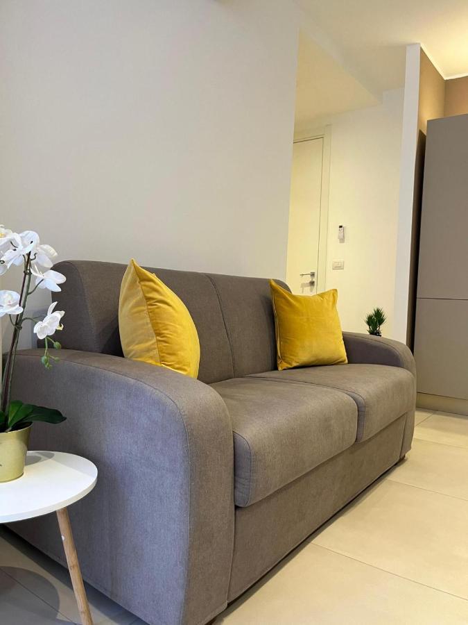 Apartments Ennio Top Class Барі Екстер'єр фото