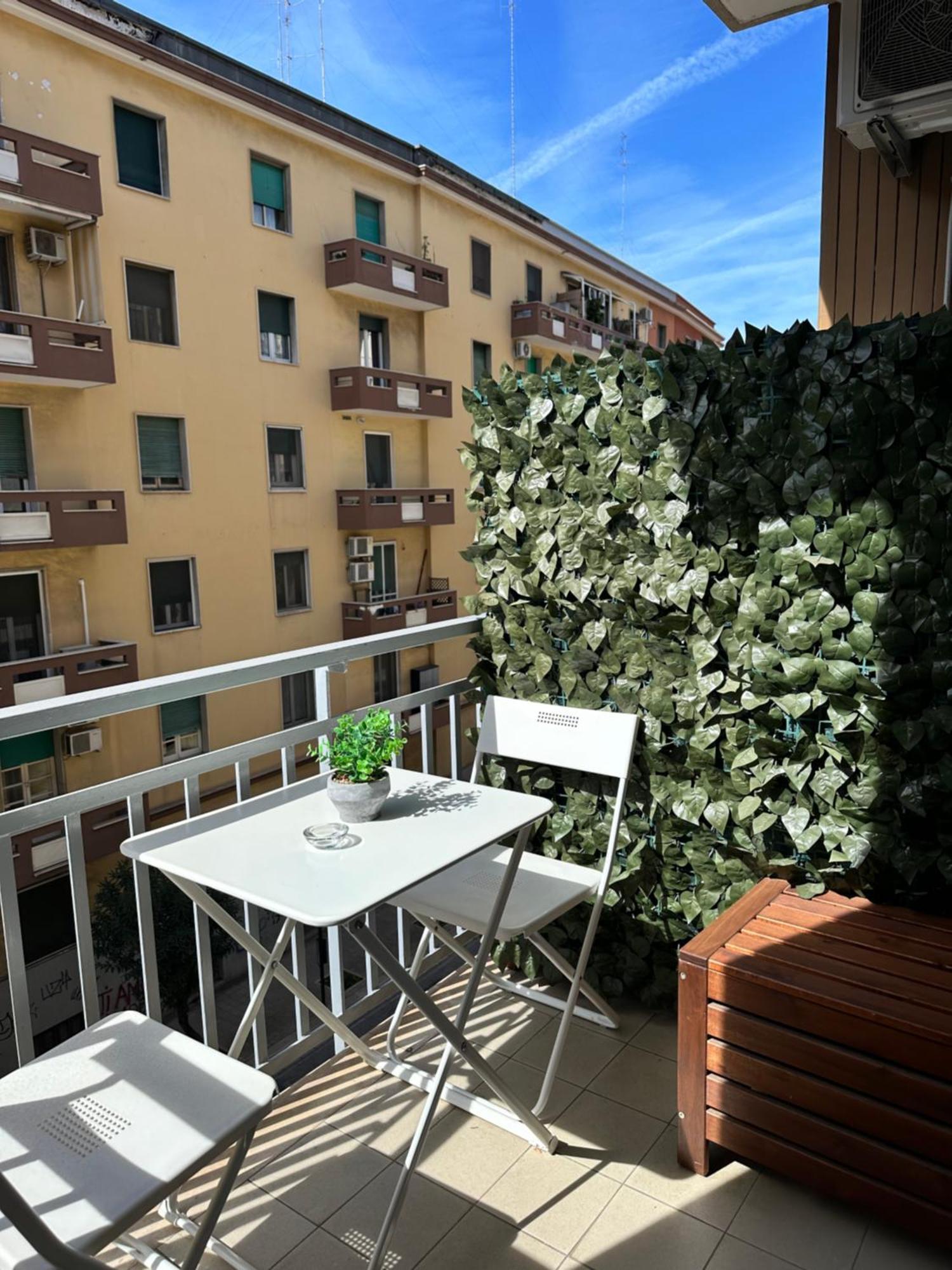 Apartments Ennio Top Class Барі Екстер'єр фото